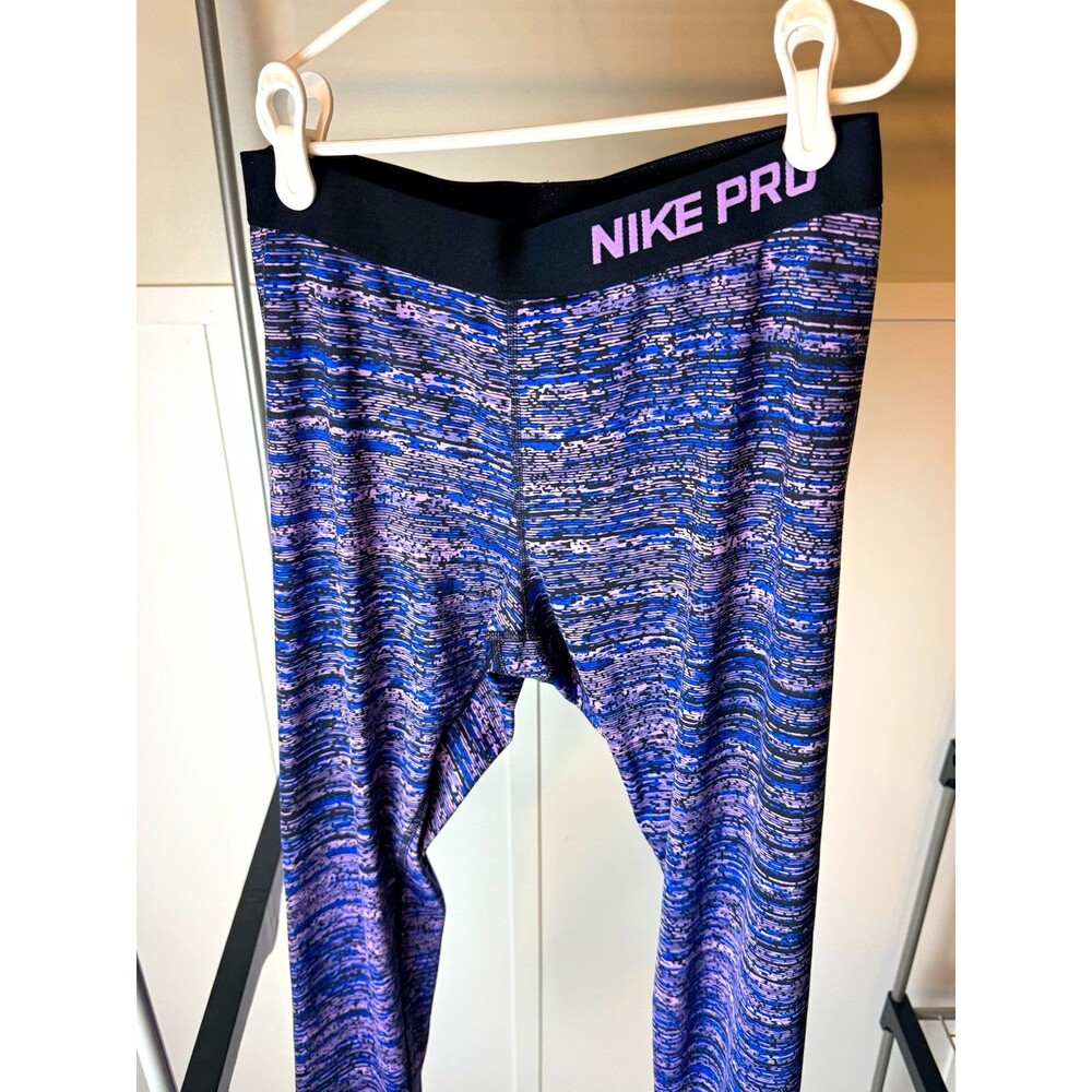 Nike Pro Dri-FIT Women’s Leggings Size L Purple Blue Black Printed Compression